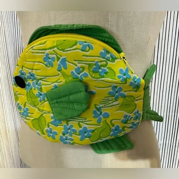 Super cute Quilted Fish Fanny Pack - Picture 3 of 6